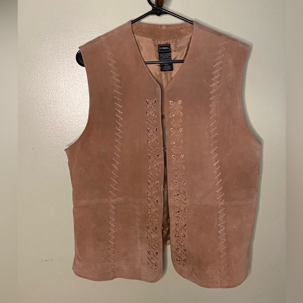 Outbrook Women’s Leather Vest Size Extra Large